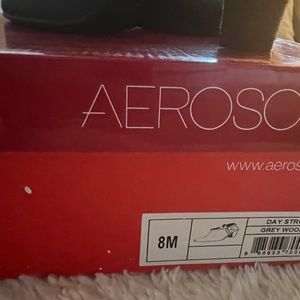 High heel boots by Aerosole never worn, brand new, size 8, gray flannel/black